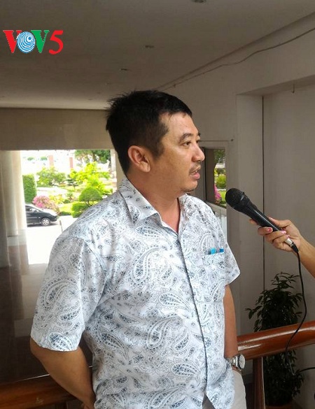 តន្រ្តីករQuang Thanh Giang និងស្នាដៃគួរឲ្យកត់សំគាល់